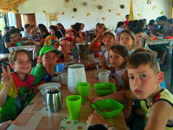 Протестанты из Одессы организовали лагерь для детей из зоны АТО