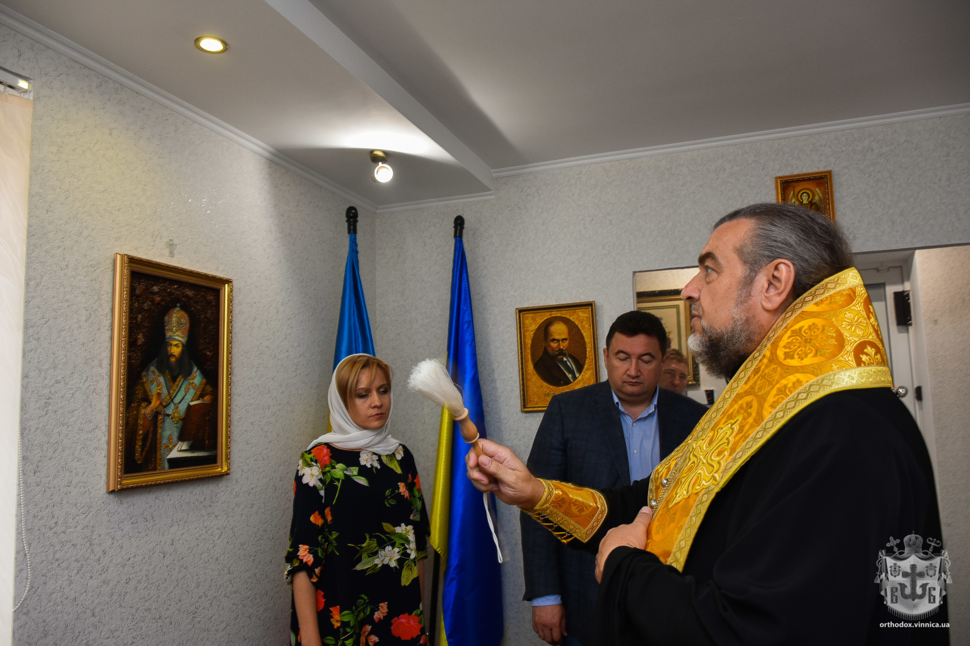 У Вінниці митрополит УПЦ освяив консульство Молдови