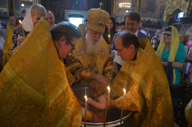 Патріарх Філарет охрестив сина Дениса Вороненкова та Марії Максакової