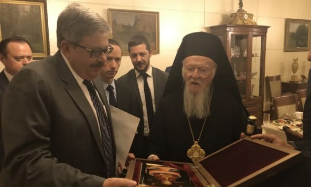 Константинопольский патриарх впервые посетил посольство РФ в Турции