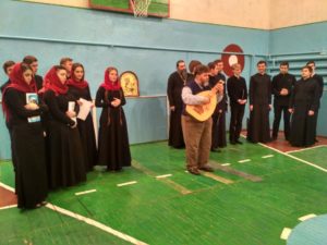 Місіонери УПЦ проводять у селах духовні концерти
